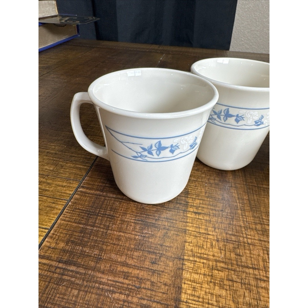 Set of 4 Vtg Corning Corelle First of Spring Coffee Mugs Cups Blue White Floral